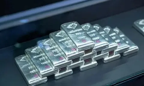 Giá bạc hôm nay 25/3/2026: Giá bạc thế giới biến động mạnh